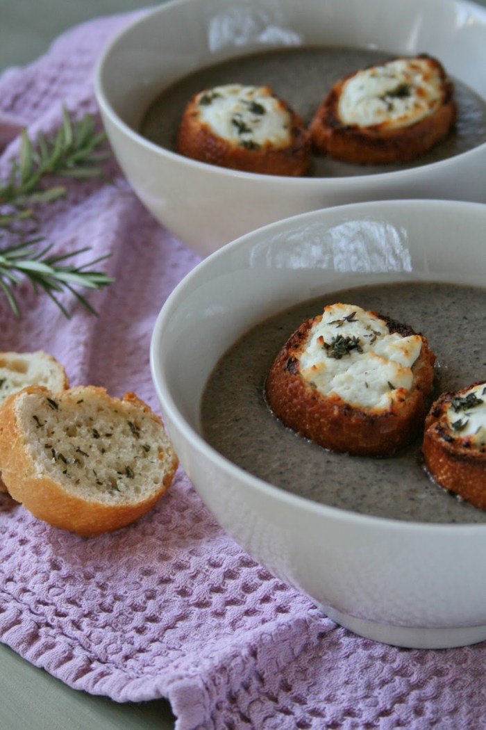 Creamy mushroom soup with toasted baguette. 