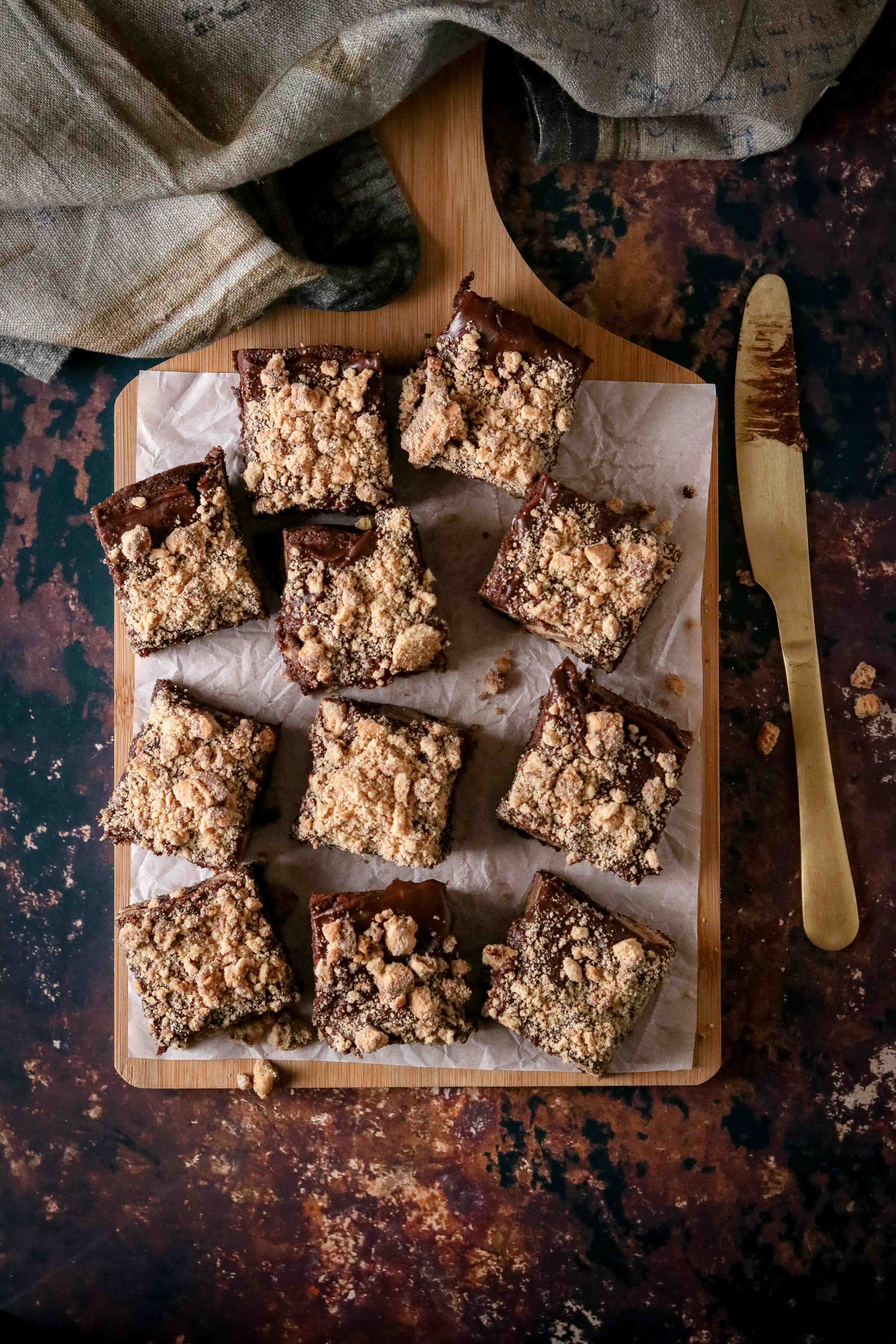Iced cappuccino crunch brownies