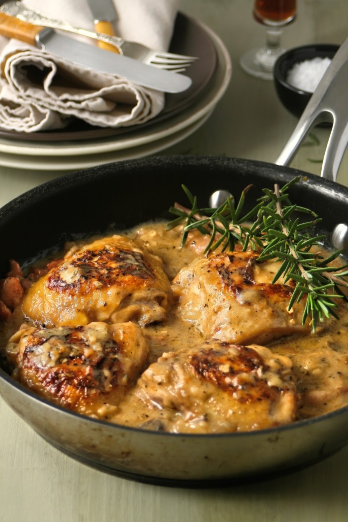 Chicken thighs in a creamy lemon and rosemary sauce. 