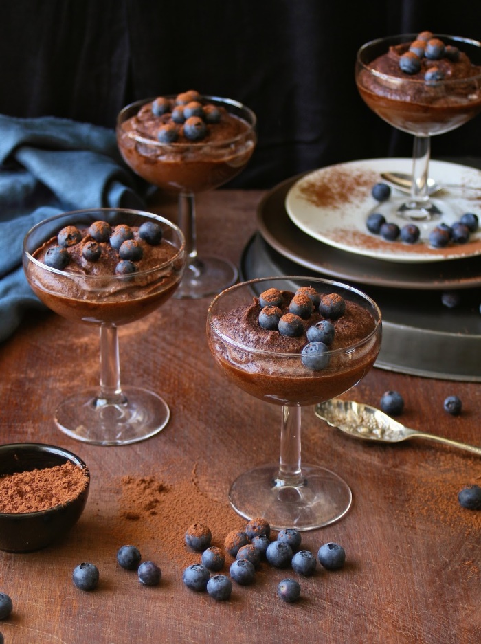Chocolate mousse made with dates. 