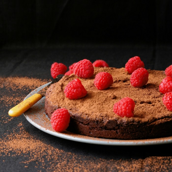 Gluten free chocolate cake Flourless dark chocolate cake.