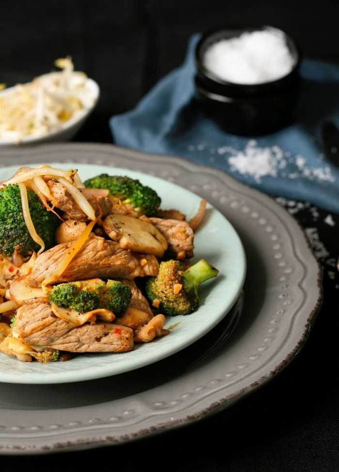 Beef and veggie stir fry Beef and vegetable stir fry.