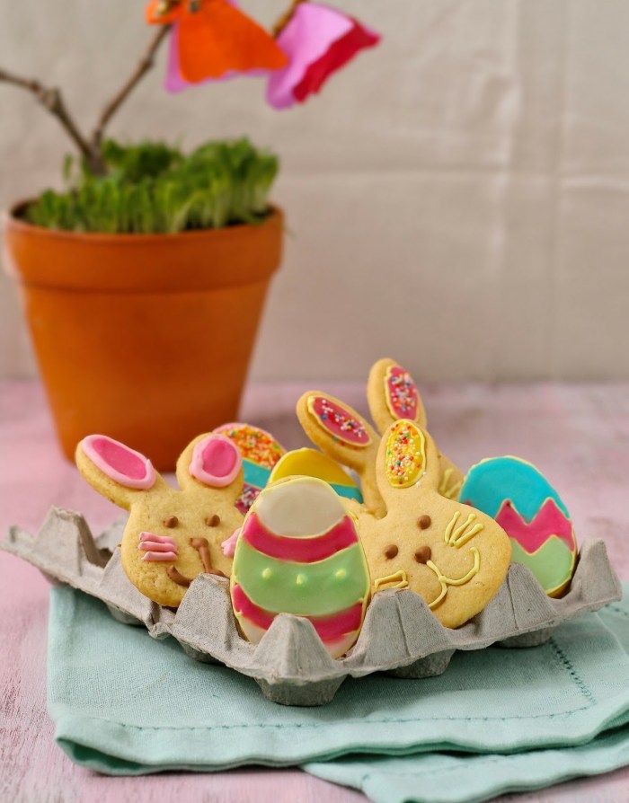 Easter egg and bunny cookies for kids. 