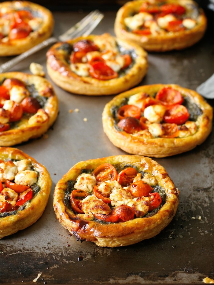 Tomato puff pastry tarts 
