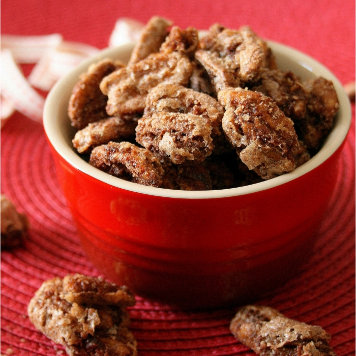 Sugar and spice Christmas pecans. 