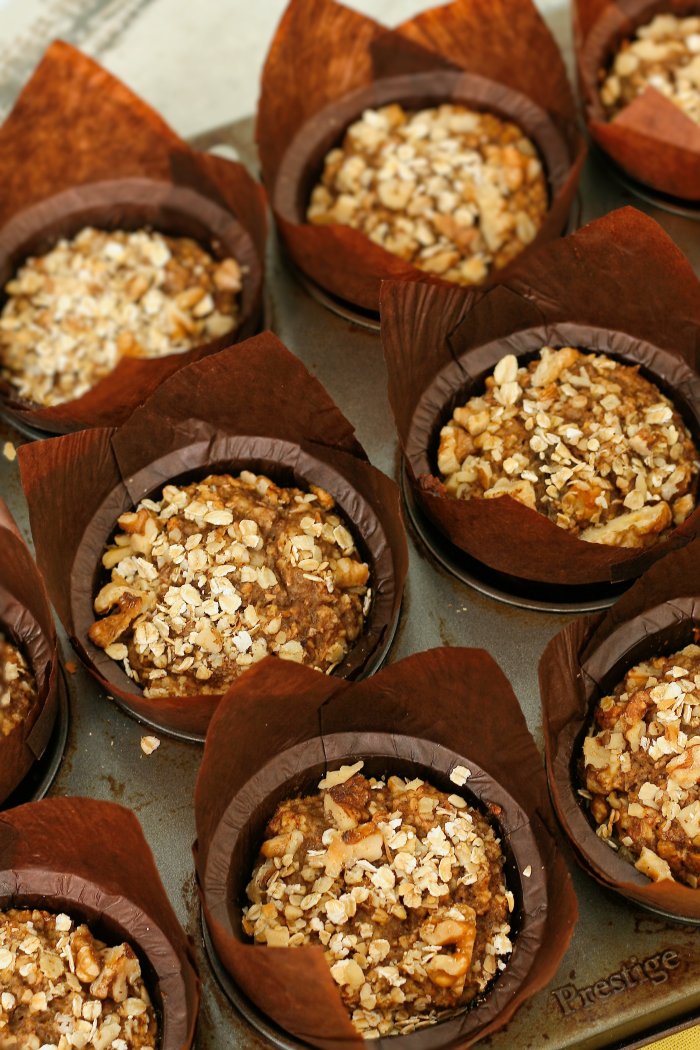 Spiced banana muffins with walnuts