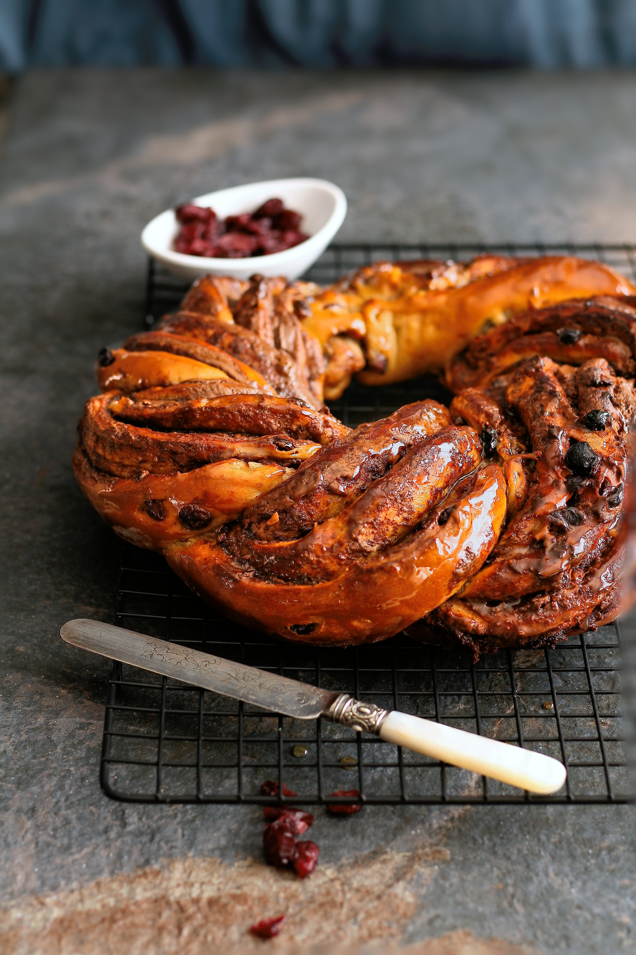 Chocolate hot cross bun loaf – Cupcakes & Couscous