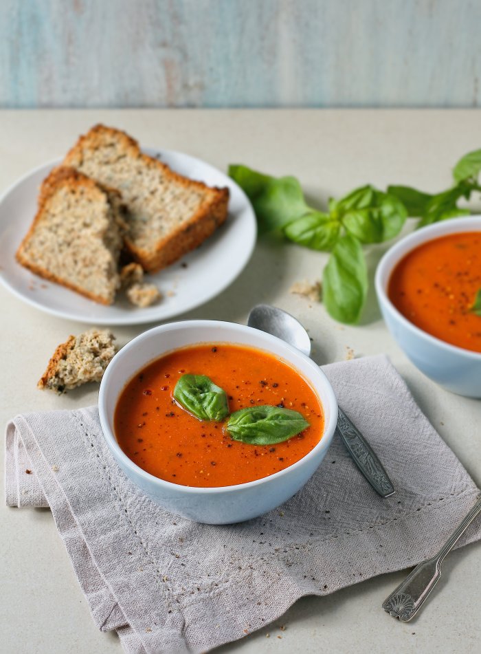 Vegan tomato soup recipe with beans
