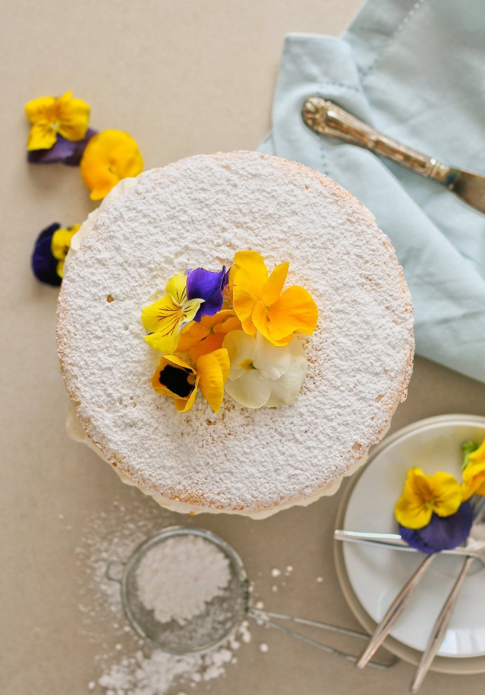 Classic Victoria sponge cake recipe with lemon.