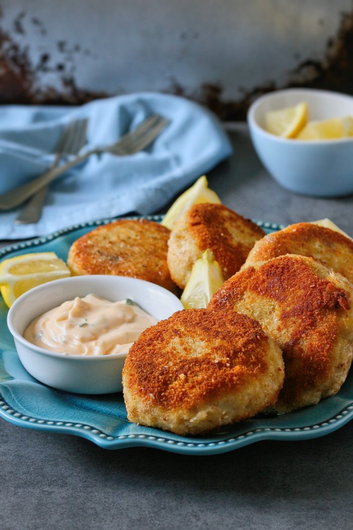 Fish cakes recipe with lime and coconut