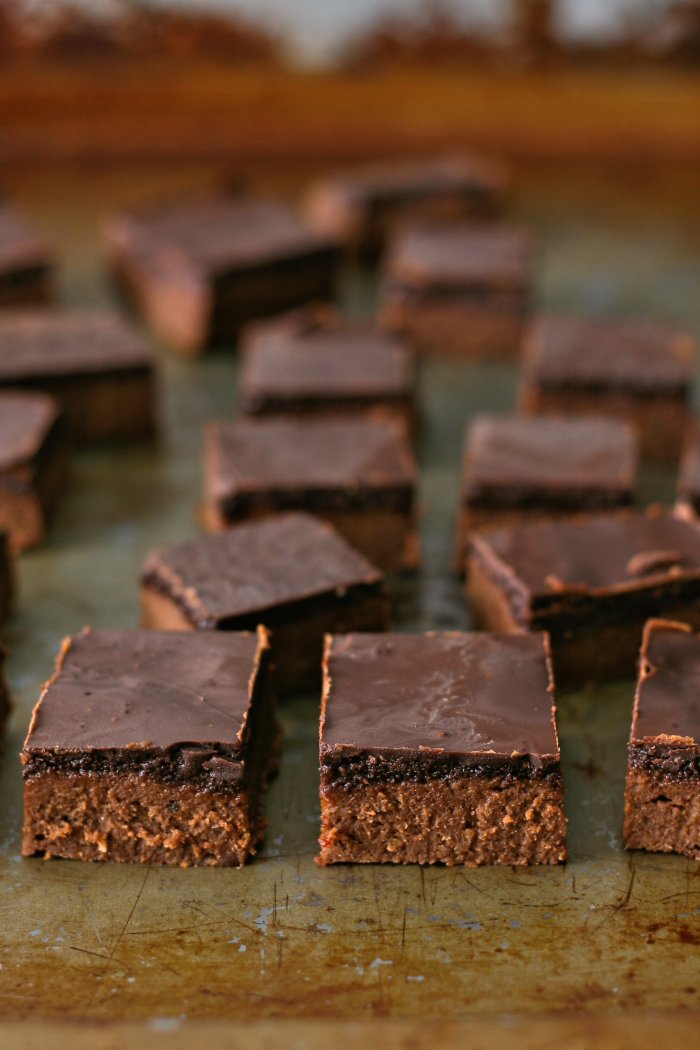 Chickpea and peanut butter fudge