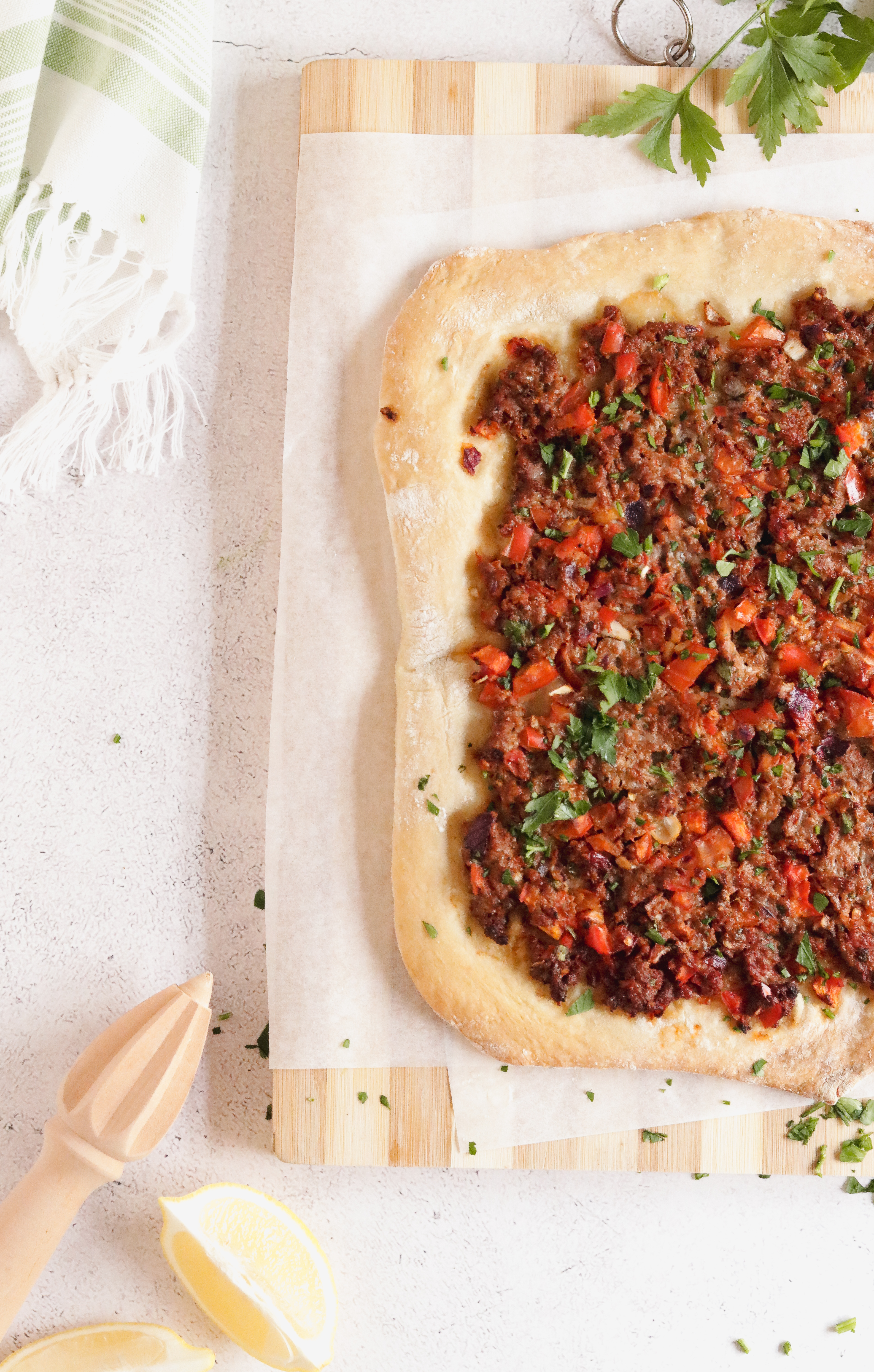 Spicy mince lahmacun recipe