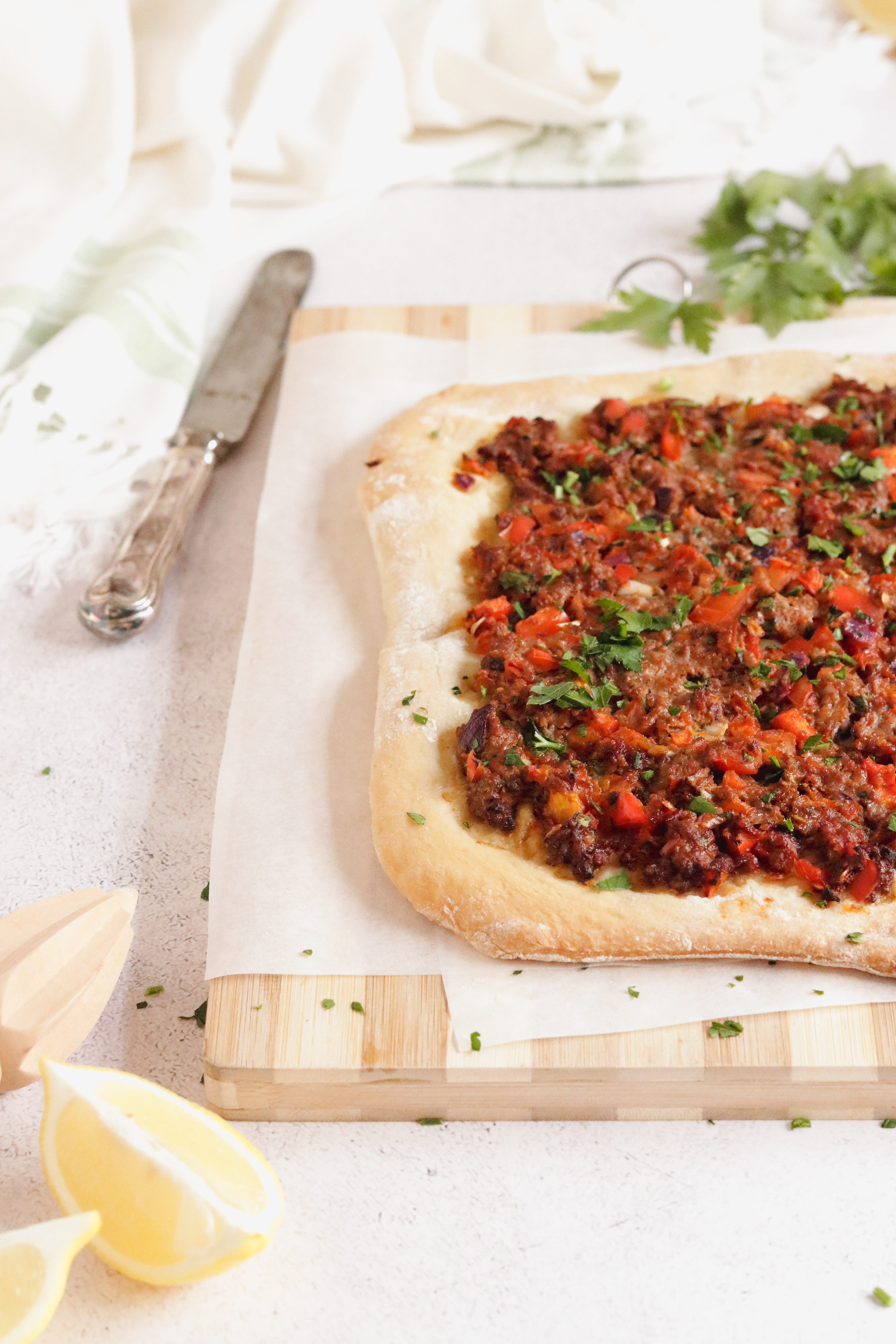 Spicy mince lahmacun recipe. Easy and delicious lahmacun. 