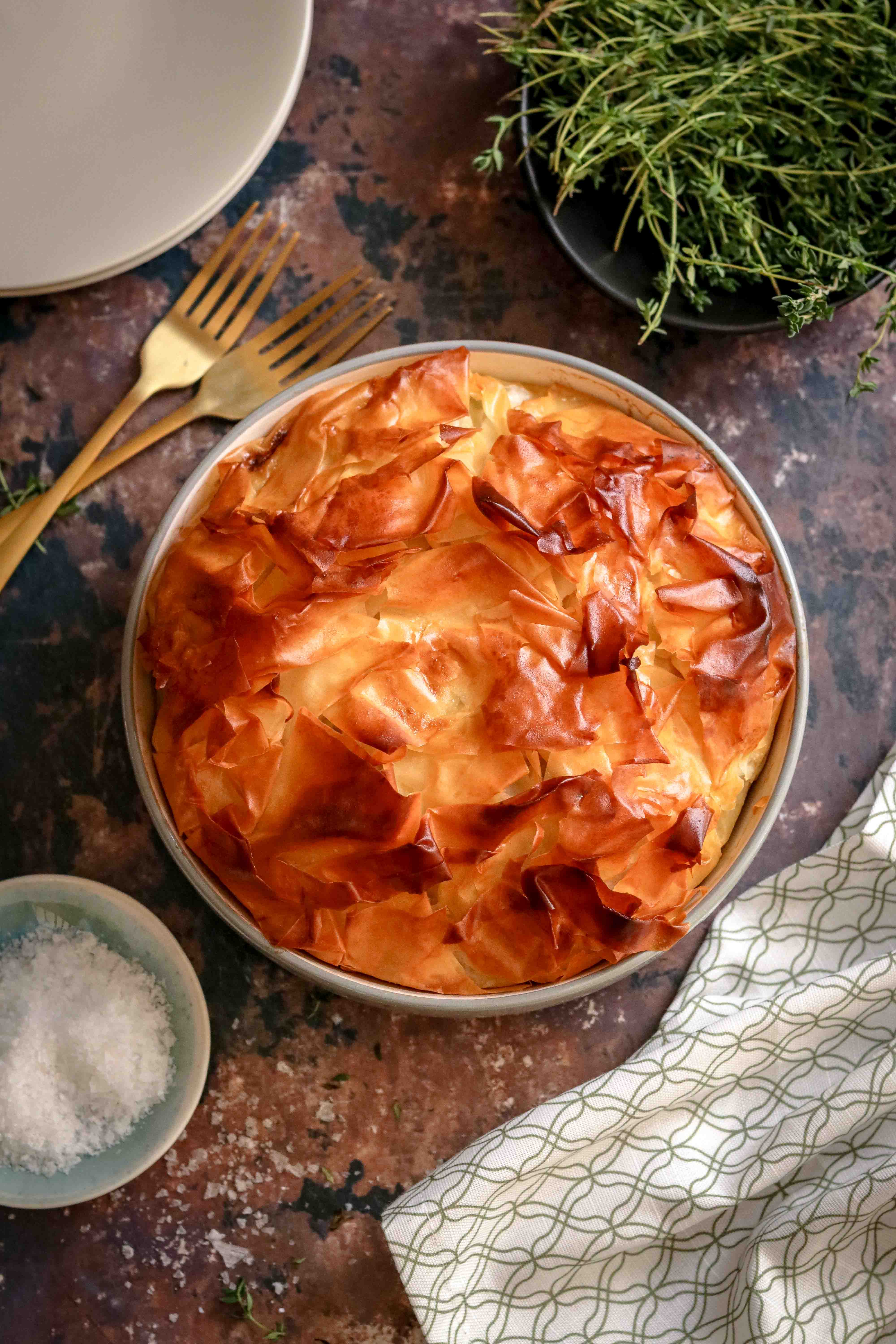 Phyllo pie with veggies and cheese
