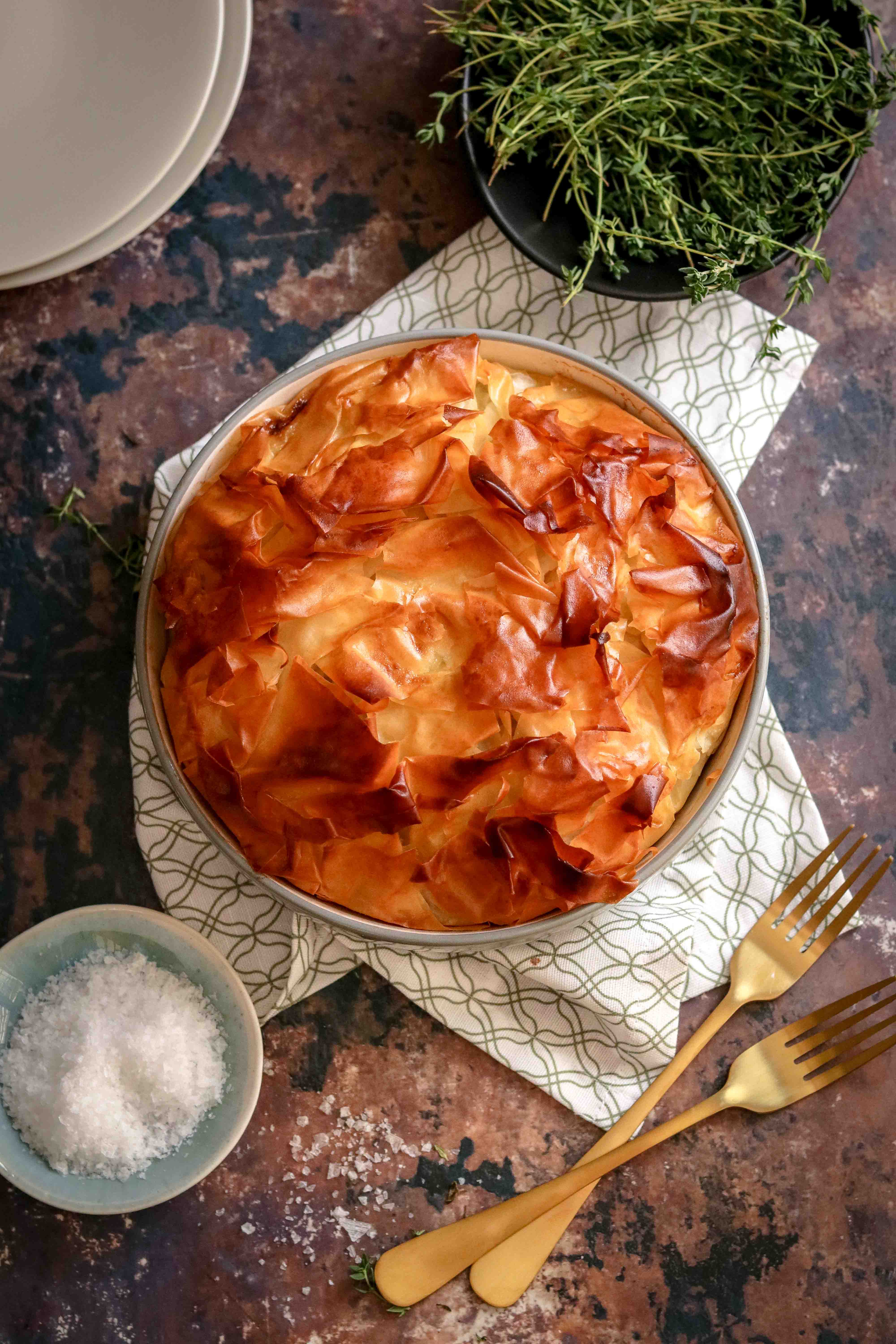 Phyllo pie with veggies and cheese