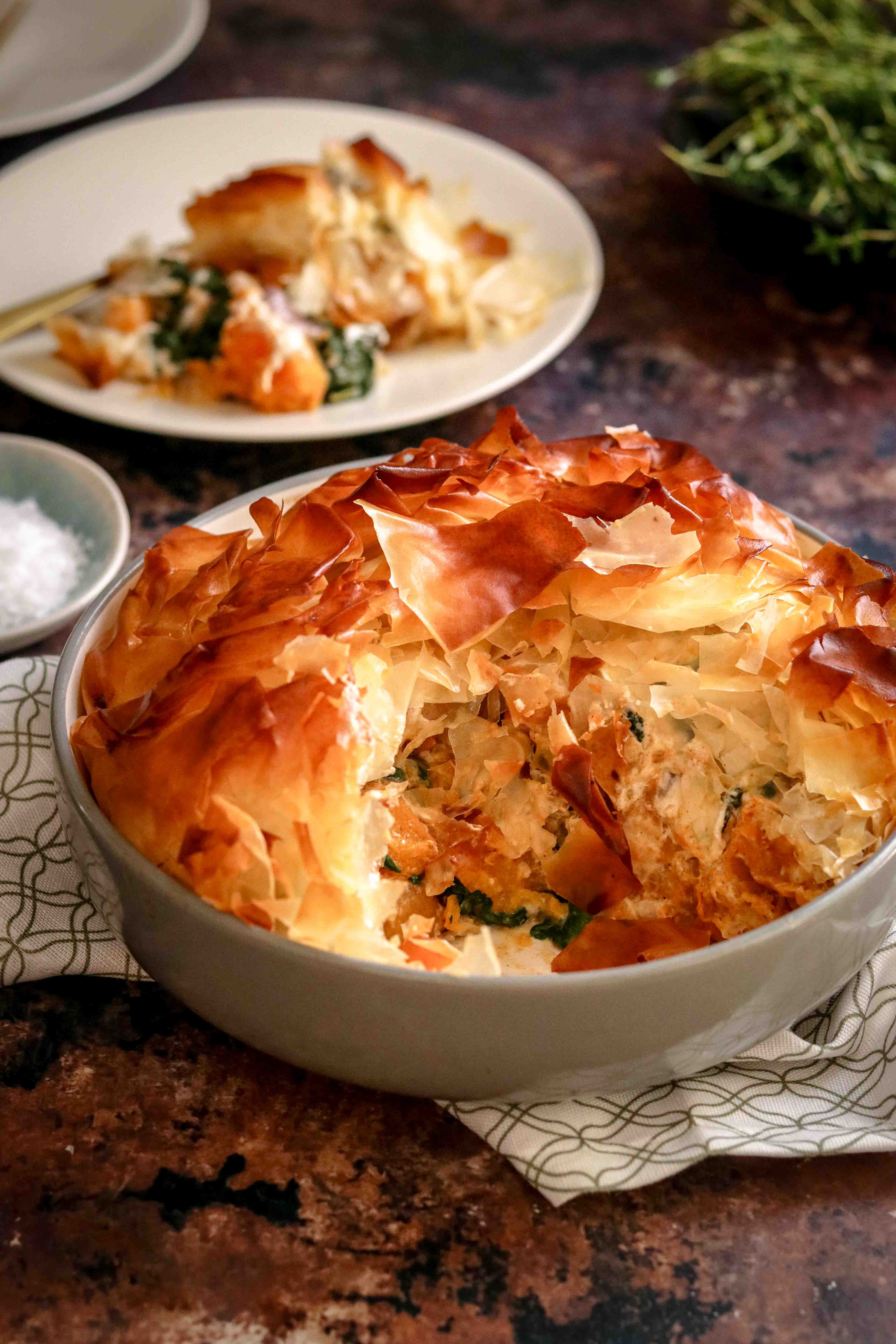 Phyllo pie with veggies and cheese