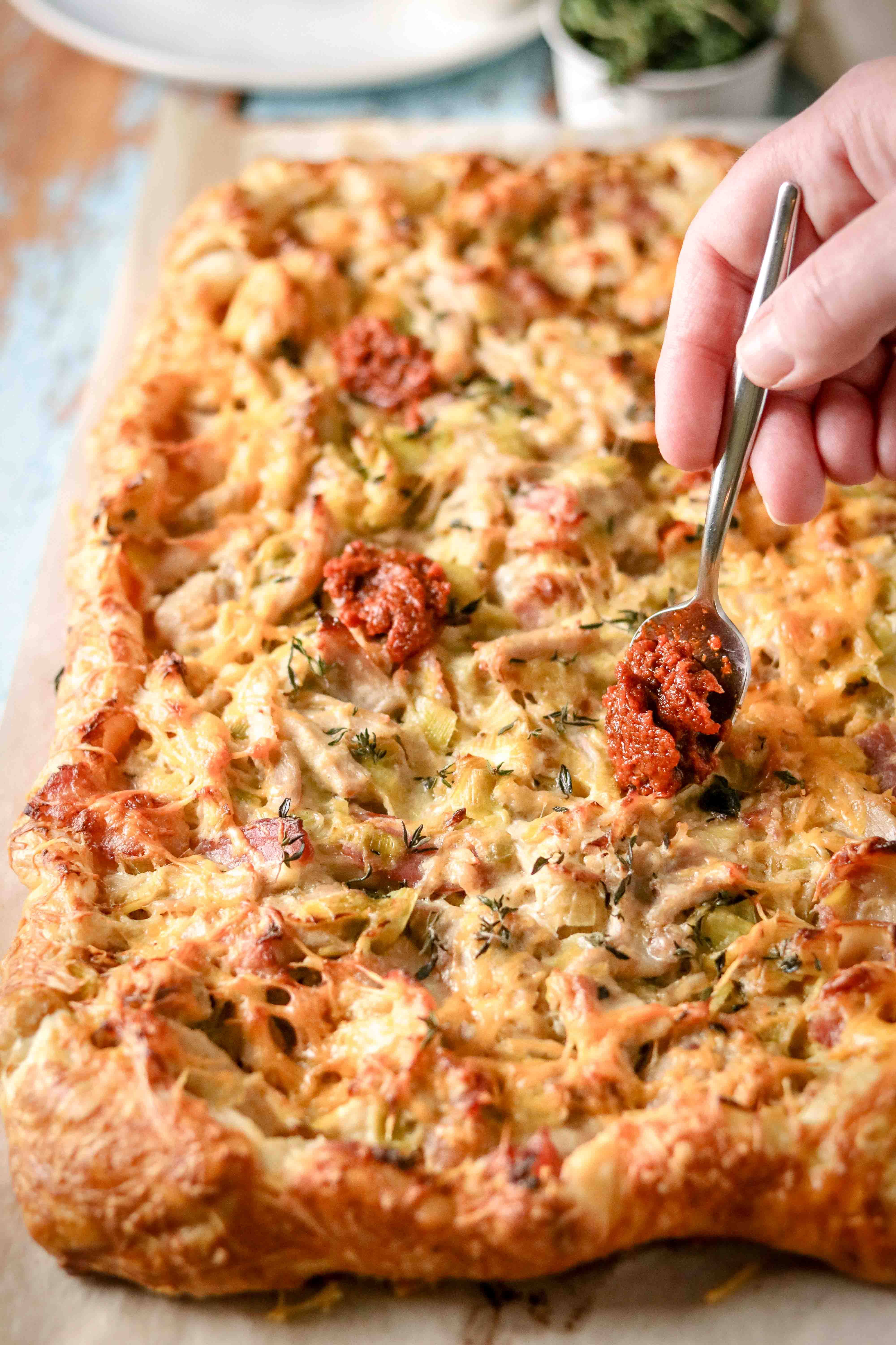 Puff pastry galette with chicken, bacon and leek